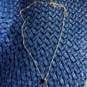🌟Dainty moon zinc alloy necklace🌟